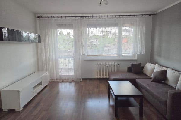 Prenájom bytu 3-izbový 77 m², Voskovcova, Praha Prenájom bytu 3-izbový 77 m², Voskovcova, Praha