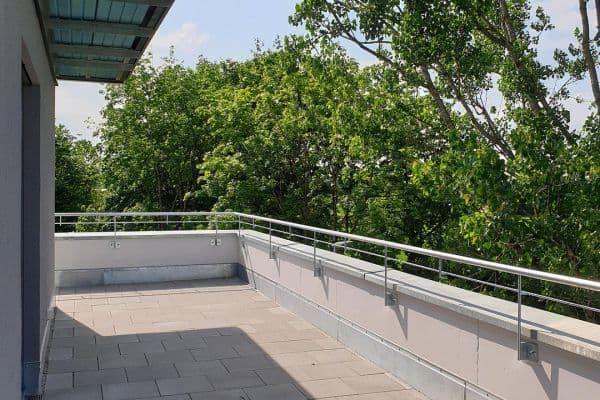Prenájom bytu 4-izbový 111 m², Georg-Huber-Straße 14a, Zorneding - Ortsteil Pöring, Bavorsko Prenájom bytu 4-izbový 111 m², Georg-Huber-Straße 14a, Zorneding - Ortsteil Pöring, Bavorsko