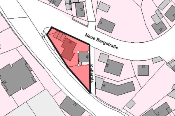Predaj domu 400 m², pozemok 750 m², Neue Bergstraße 30, Landshut Predaj domu 400 m², pozemok 750 m², Neue Bergstraße 30, Landshut