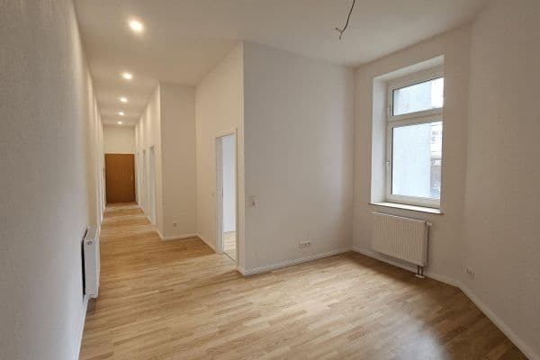 Prenájom bytu 3-izbový 56 m², Magedburg, Sasko-Anhaltsko Prenájom bytu 3-izbový 56 m², Magedburg, Sasko-Anhaltsko