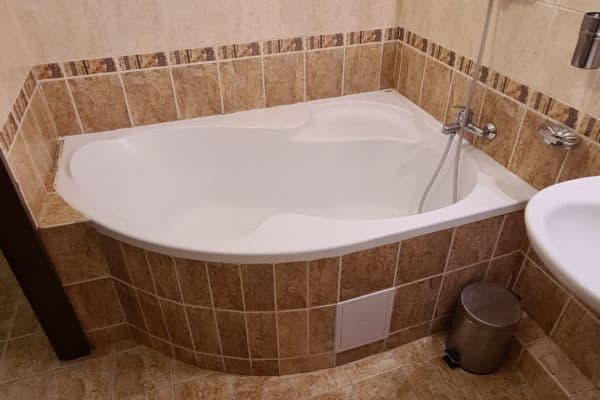 Prenájom bytu 2-izbový 48 m², Zelinářská, Praha Prenájom bytu 2-izbový 48 m², Zelinářská, Praha