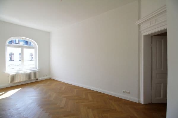 Prenájom bytu 4-izbový 142 m², Berlin, Berlín Prenájom bytu 4-izbový 142 m², Berlin, Berlín