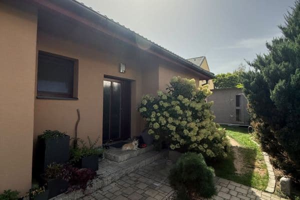 Predaj domu 120 m², pozemok 453 m², U Sila, SO POÚ České Budějovice Predaj domu 120 m², pozemok 453 m², U Sila, SO POÚ České Budějovice