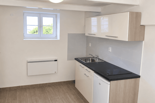 Prenájom bytu 1-izbový 35 m², Šperlova, Praha Prenájom bytu 1-izbový 35 m², Šperlova, Praha