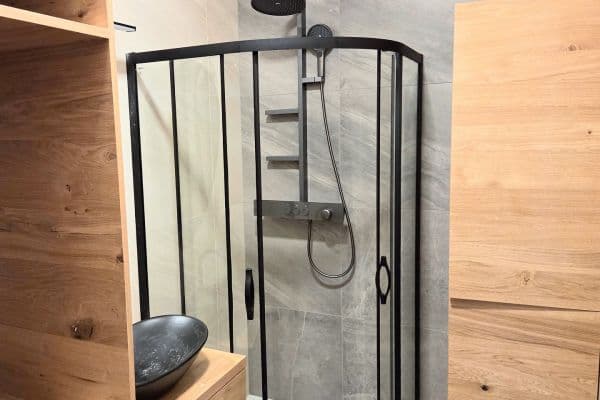 Predaj bytu 3-izbový 68 m², Masarykovo náměstí, SO POÚ Jilemnice Predaj bytu 3-izbový 68 m², Masarykovo náměstí, SO POÚ Jilemnice
