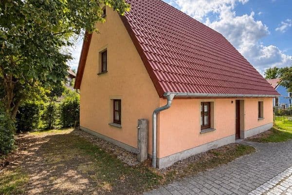 Predaj domu 115 m², pozemok 180 m², Bergstraße 22, Geslau Predaj domu 115 m², pozemok 180 m², Bergstraße 22, Geslau