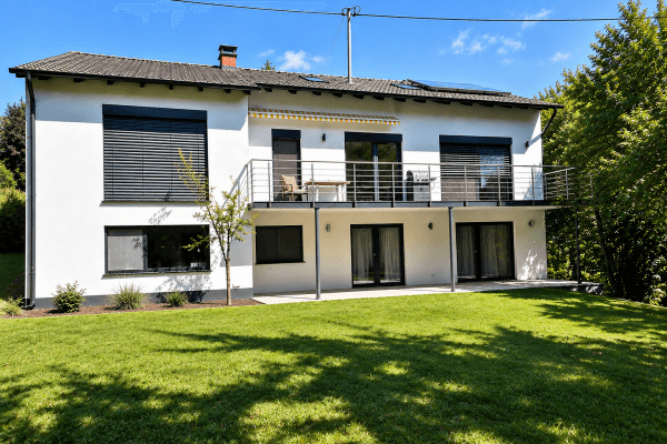 Predaj domu 260 m², pozemok 1.150 m², Tuttlingen Predaj domu 260 m², pozemok 1.150 m², Tuttlingen