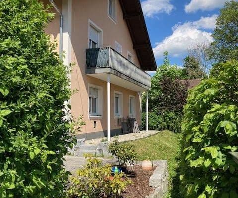 Predaj domu 285 m², pozemok 702 m², Hohenschäftlarn, Bavorsko Predaj domu 285 m², pozemok 702 m², Hohenschäftlarn, Bavorsko
