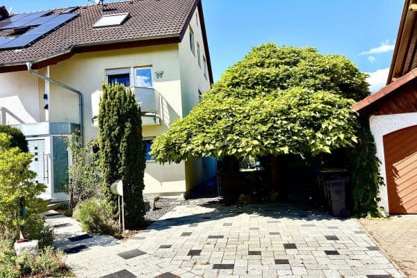 Predaj domu 184 m², pozemok 423 m², St. Georg-Str.4A, Eschbach Predaj domu 184 m², pozemok 423 m², St. Georg-Str.4A, Eschbach