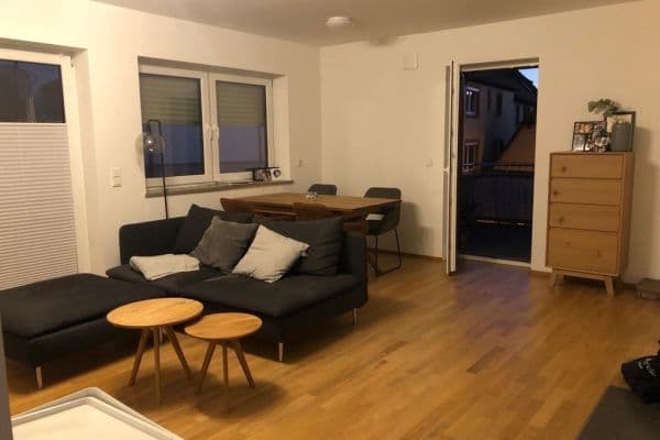 Prenájom bytu 2-izbový 60 m², Laurentiusstr. 20, Würzburg, Bavorsko Prenájom bytu 2-izbový 60 m², Laurentiusstr. 20, Würzburg, Bavorsko