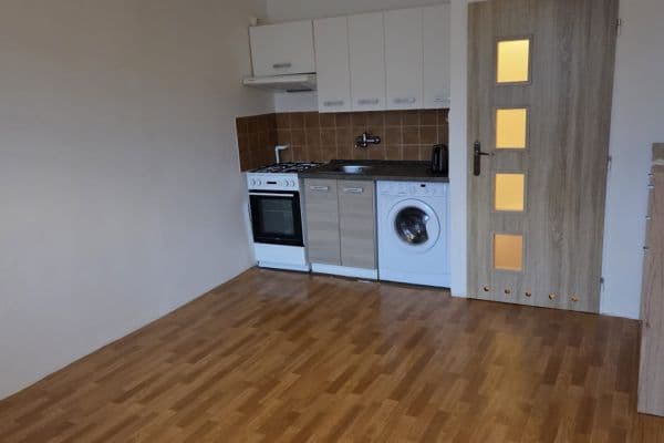 Predaj bytu 1-izbový 27 m², Počernická, Praha Predaj bytu 1-izbový 27 m², Počernická, Praha
