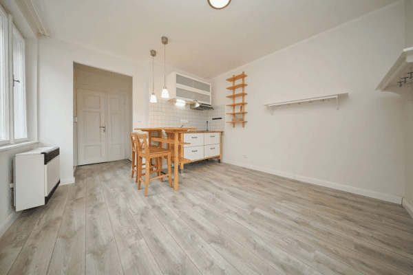 Prenájom bytu 1-izbový 18 m², Náměstí Joachima Barranda, SO POÚ Beroun Prenájom bytu 1-izbový 18 m², Náměstí Joachima Barranda, SO POÚ Beroun