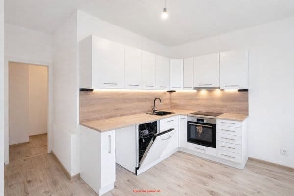 Prenájom bytu 3-izbový 68 m², Mánesova, Havířov-Město Prenájom bytu 3-izbový 68 m², Mánesova, Havířov-Město