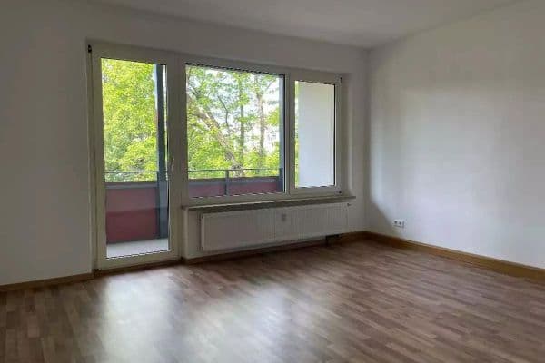 Prenájom bytu 2-izbový 60 m², Erlangen Prenájom bytu 2-izbový 60 m², Erlangen