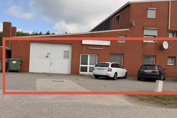 Prenájom nebytového priestoru 420 m², Seelandstraße 32, Lübeck, Šlezvicko-Holštajnsko Prenájom nebytového priestoru 420 m², Seelandstraße 32, Lübeck, Šlezvicko-Holštajnsko