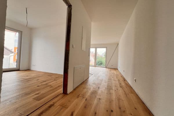 Prenájom bytu 2-izbový 43 m², Frankfurt, Hesensko Prenájom bytu 2-izbový 43 m², Frankfurt, Hesensko