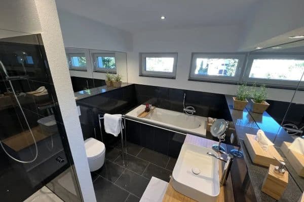 Prenájom bytu 3-izbový 105 m², Bodenweinberge 1, Binau Prenájom bytu 3-izbový 105 m², Bodenweinberge 1, Binau