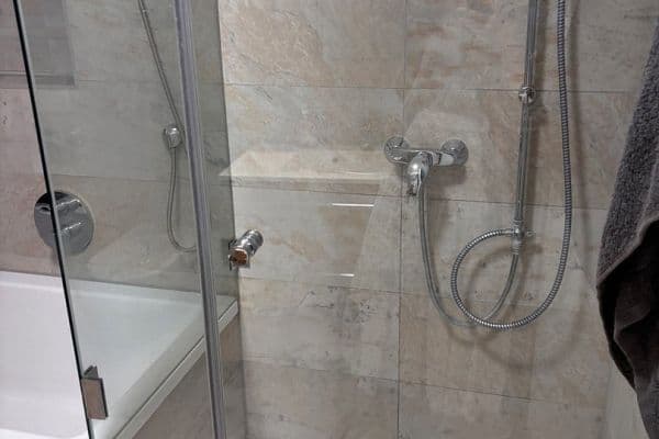 Prenájom bytu 5-izbový 115 m², Grünwald, Bavorsko Prenájom bytu 5-izbový 115 m², Grünwald, Bavorsko