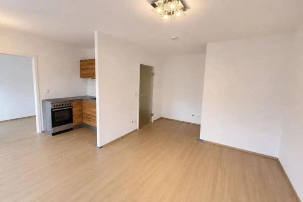 Prenájom bytu 1-izbový 38 m², Schiersteiner Straße, Wiesbaden Prenájom bytu 1-izbový 38 m², Schiersteiner Straße, Wiesbaden