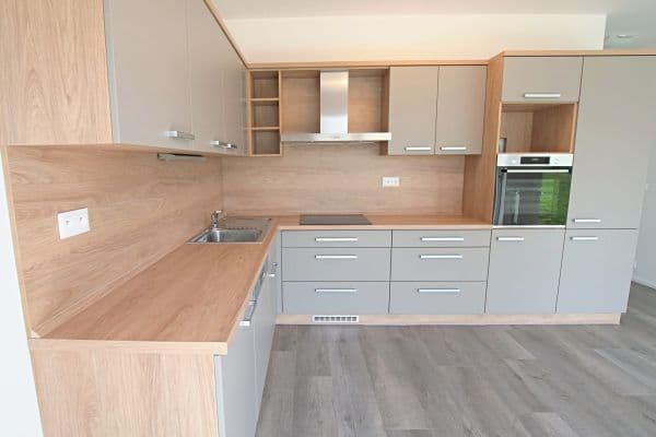 Prenájom domu 127 m², pozemok 174 m², Zámecká, Vysoký Újezd Prenájom domu 127 m², pozemok 174 m², Zámecká, Vysoký Újezd