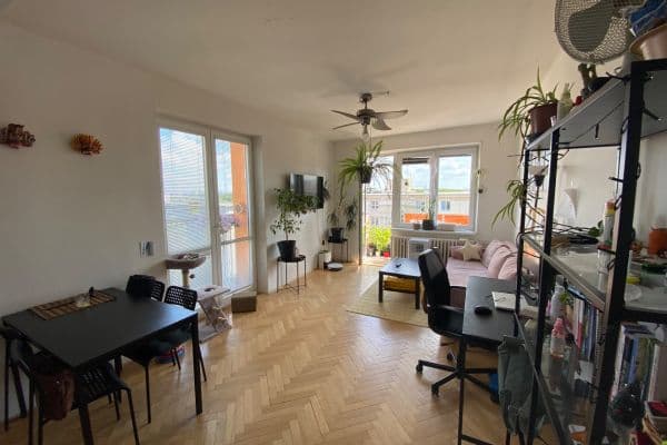 Predaj bytu 3-izbový 70 m², Pod Lipami, Praha Predaj bytu 3-izbový 70 m², Pod Lipami, Praha