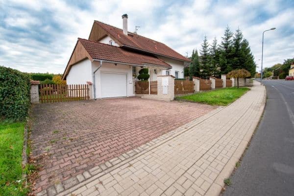 Predaj domu 160 m², pozemok 2.883 m², Mostecká, Braňany Predaj domu 160 m², pozemok 2.883 m², Mostecká, Braňany