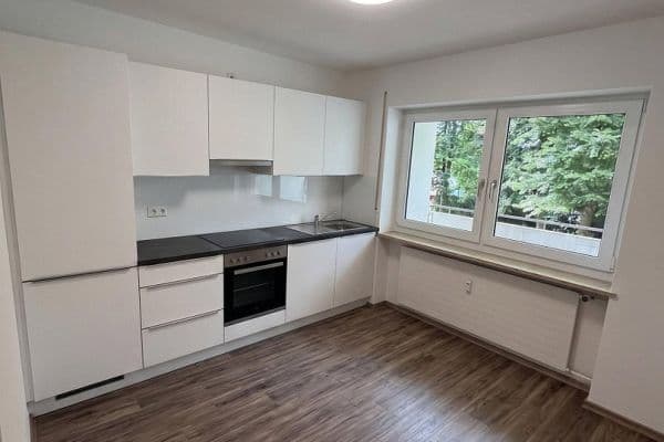 Prenájom bytu 3-izbový 93 m², Mergenthauer Weg 50, Friedberg Prenájom bytu 3-izbový 93 m², Mergenthauer Weg 50, Friedberg