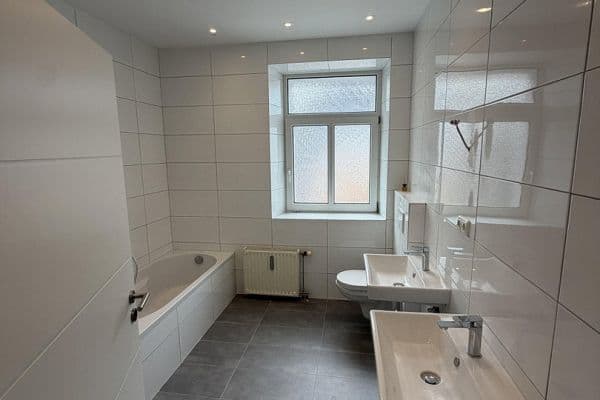 Prenájom bytu 3-izbový 81 m², Wirsungstraße 21, Augsburg Prenájom bytu 3-izbový 81 m², Wirsungstraße 21, Augsburg