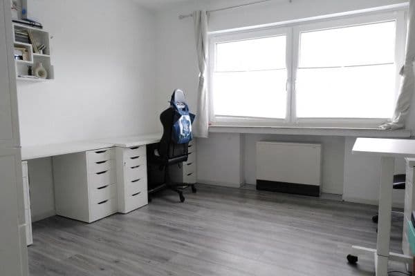 Prenájom bytu 3-izbový 82 m², Otto-Brenner-Straße 144, Bielefeld, Severné Porýnie - Westfálsko Prenájom bytu 3-izbový 82 m², Otto-Brenner-Straße 144, Bielefeld, Severné Porýnie - Westfálsko