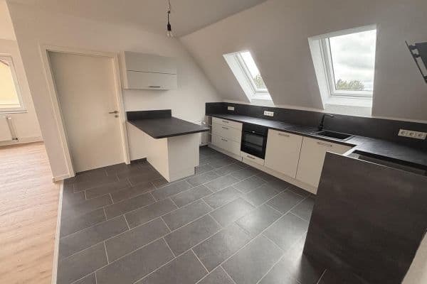 Prenájom bytu 4-izbový 88 m², Wunstorf Prenájom bytu 4-izbový 88 m², Wunstorf