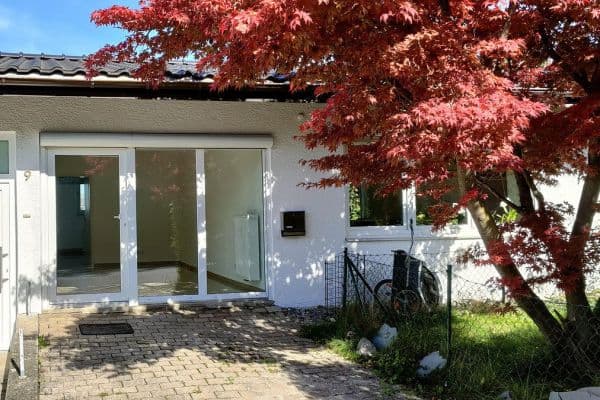 Prenájom bytu 2-izbový 47 m², Reutlingen Prenájom bytu 2-izbový 47 m², Reutlingen
