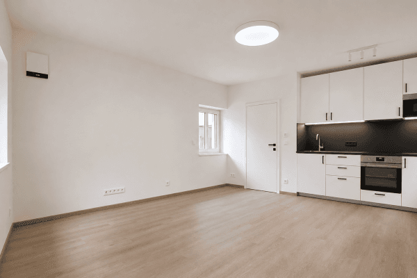 Prenájom bytu 1-izbový 36 m², Lipová, SO POÚ Říčany Prenájom bytu 1-izbový 36 m², Lipová, SO POÚ Říčany