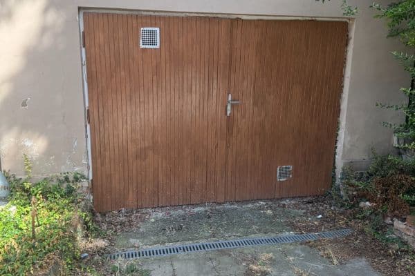 Prenájom garáže 17 m², Resslova, Olomouc Prenájom garáže 17 m², Resslova, Olomouc