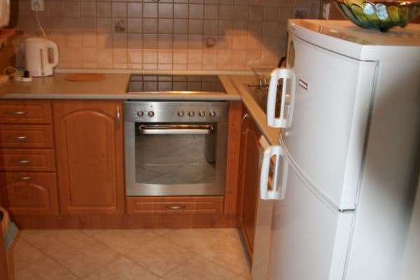 Prenájom bytu 2-izbový 43 m², Machuldova, Praha Prenájom bytu 2-izbový 43 m², Machuldova, Praha