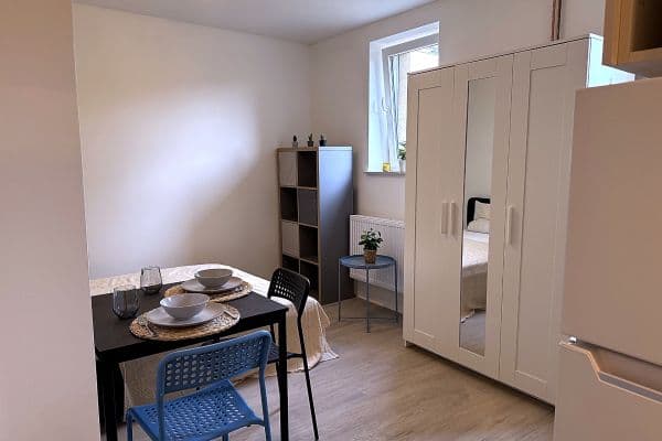 Prenájom bytu 1-izbový 22 m², Na Moklině, Praha Prenájom bytu 1-izbový 22 m², Na Moklině, Praha