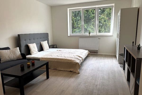 Prenájom bytu 1-izbový 31 m², Na Moklině, Praha Prenájom bytu 1-izbový 31 m², Na Moklině, Praha