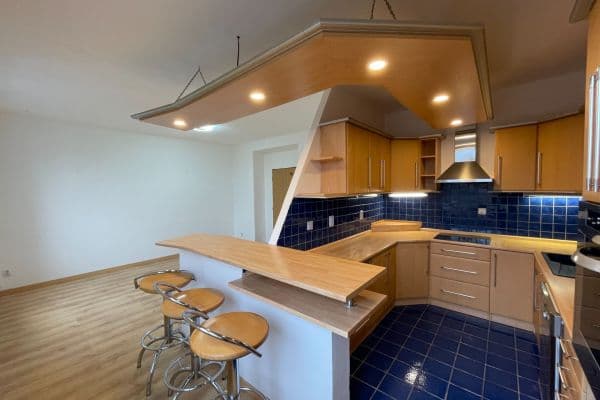 Prenájom bytu 3-izbový 74 m², tř. Budovatelů, Most, Ústecký kraj Prenájom bytu 3-izbový 74 m², tř. Budovatelů, Most, Ústecký kraj