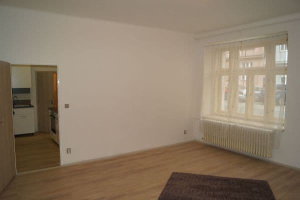Prenájom kancelárie 52 m², Heřmanova, Praha Prenájom kancelárie 52 m², Heřmanova, Praha