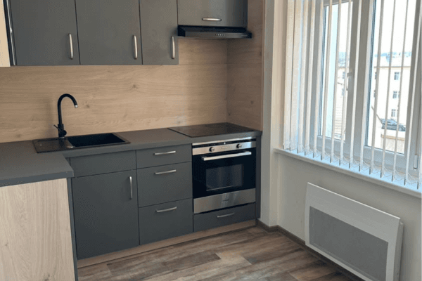 Prenájom bytu 1-izbový 37 m², Husova, Mariánské Lázně Prenájom bytu 1-izbový 37 m², Husova, Mariánské Lázně