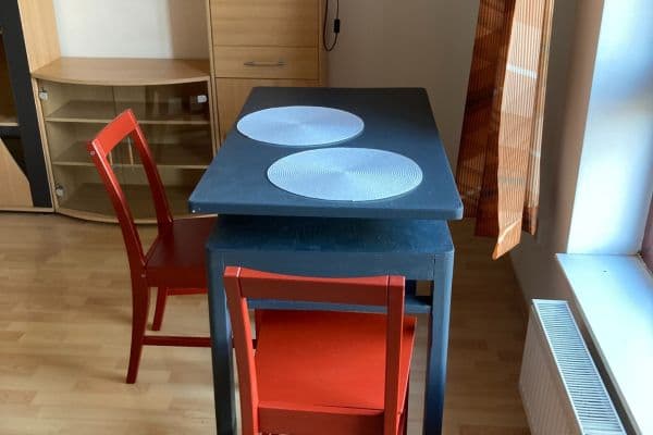 Prenájom bytu 1-izbový 31 m², Zimní, SO POÚ Hostivice Prenájom bytu 1-izbový 31 m², Zimní, SO POÚ Hostivice