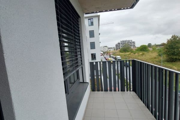 Prenájom bytu 2-izbový 55 m², Divíškové, Praha Prenájom bytu 2-izbový 55 m², Divíškové, Praha