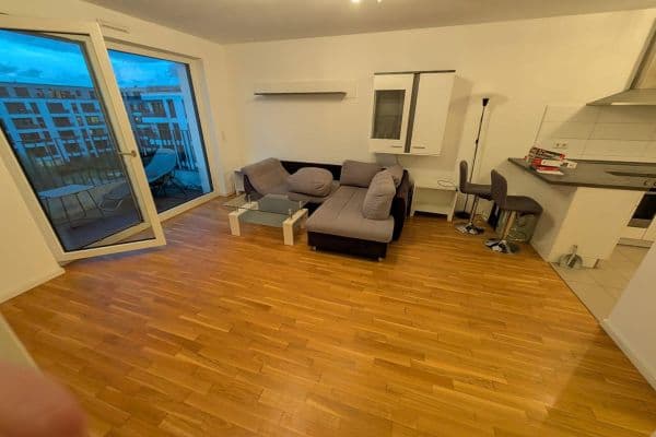 Prenájom bytu 2-izbový 51 m², Berlin, Berlín Prenájom bytu 2-izbový 51 m², Berlin, Berlín