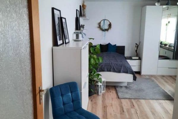 Prenájom bytu 1-izbový 33 m², Stuttgart, Bádensko-Wurttembersko Prenájom bytu 1-izbový 33 m², Stuttgart, Bádensko-Wurttembersko