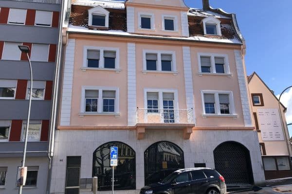 Prenájom bytu 4-izbový 126 m², Fröhnstraße 61, Pirmasens Prenájom bytu 4-izbový 126 m², Fröhnstraße 61, Pirmasens