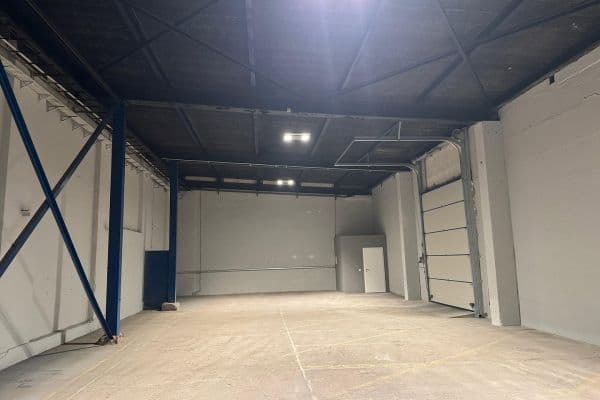 Prenájom nebytového priestoru 212 m², Dohna, Sasko Prenájom nebytového priestoru 212 m², Dohna, Sasko