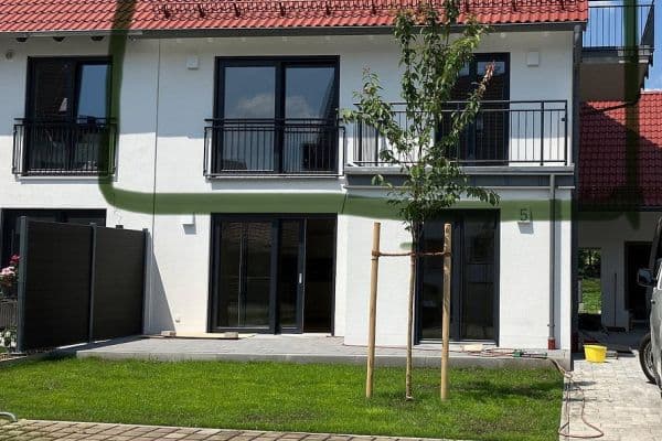 Prenájom bytu 4-izbový 118 m², Karlsfeld, Bavorsko Prenájom bytu 4-izbový 118 m², Karlsfeld, Bavorsko