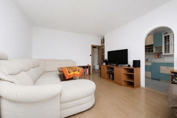 Prenájom bytu 3-izbový 78 m², Dědinova, Praha Prenájom bytu 3-izbový 78 m², Dědinova, Praha
