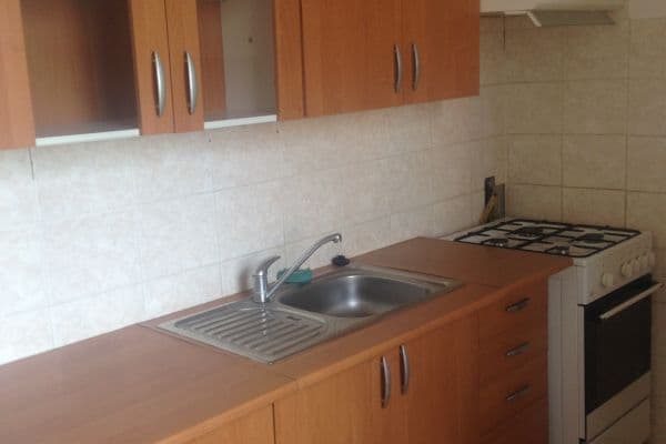 Prenájom bytu 3-izbový 68 m², Minská, Tábor Prenájom bytu 3-izbový 68 m², Minská, Tábor