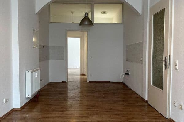 Prenájom bytu 3-izbový 77 m², Van Meenen Str 4, Solingen Prenájom bytu 3-izbový 77 m², Van Meenen Str 4, Solingen