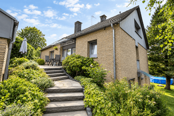 Predaj domu 260 m², pozemok 2.050 m², Kierspe Predaj domu 260 m², pozemok 2.050 m², Kierspe
